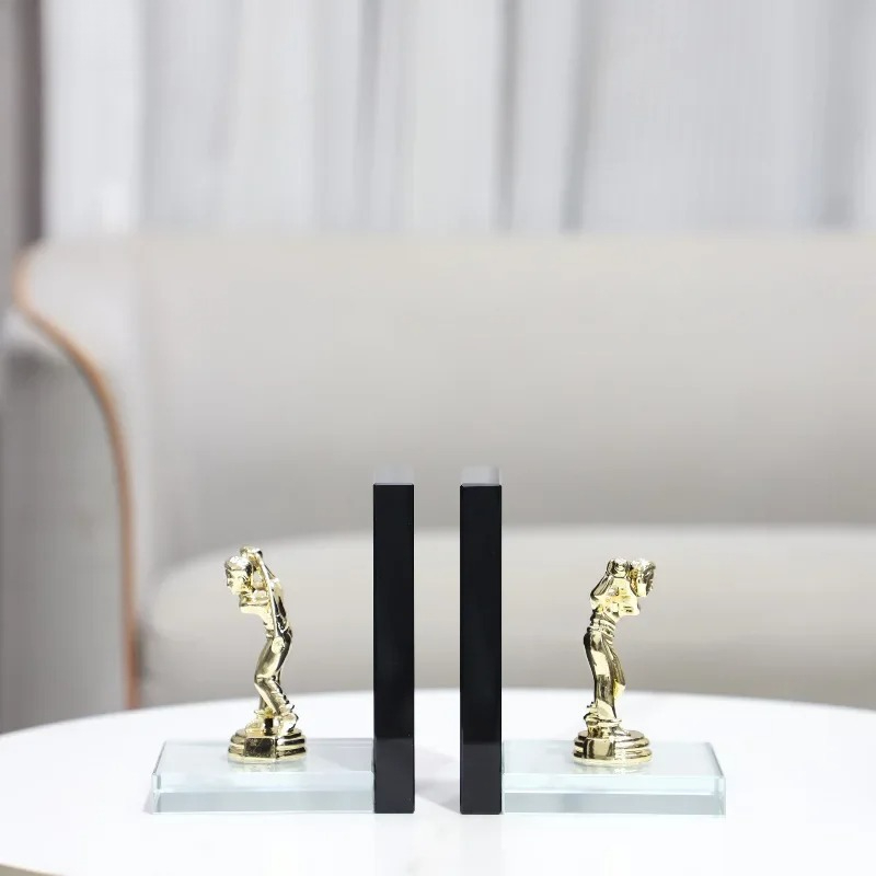 Золотая скульптура гольфиста,  – обзор и цена Aesthetic Bookend